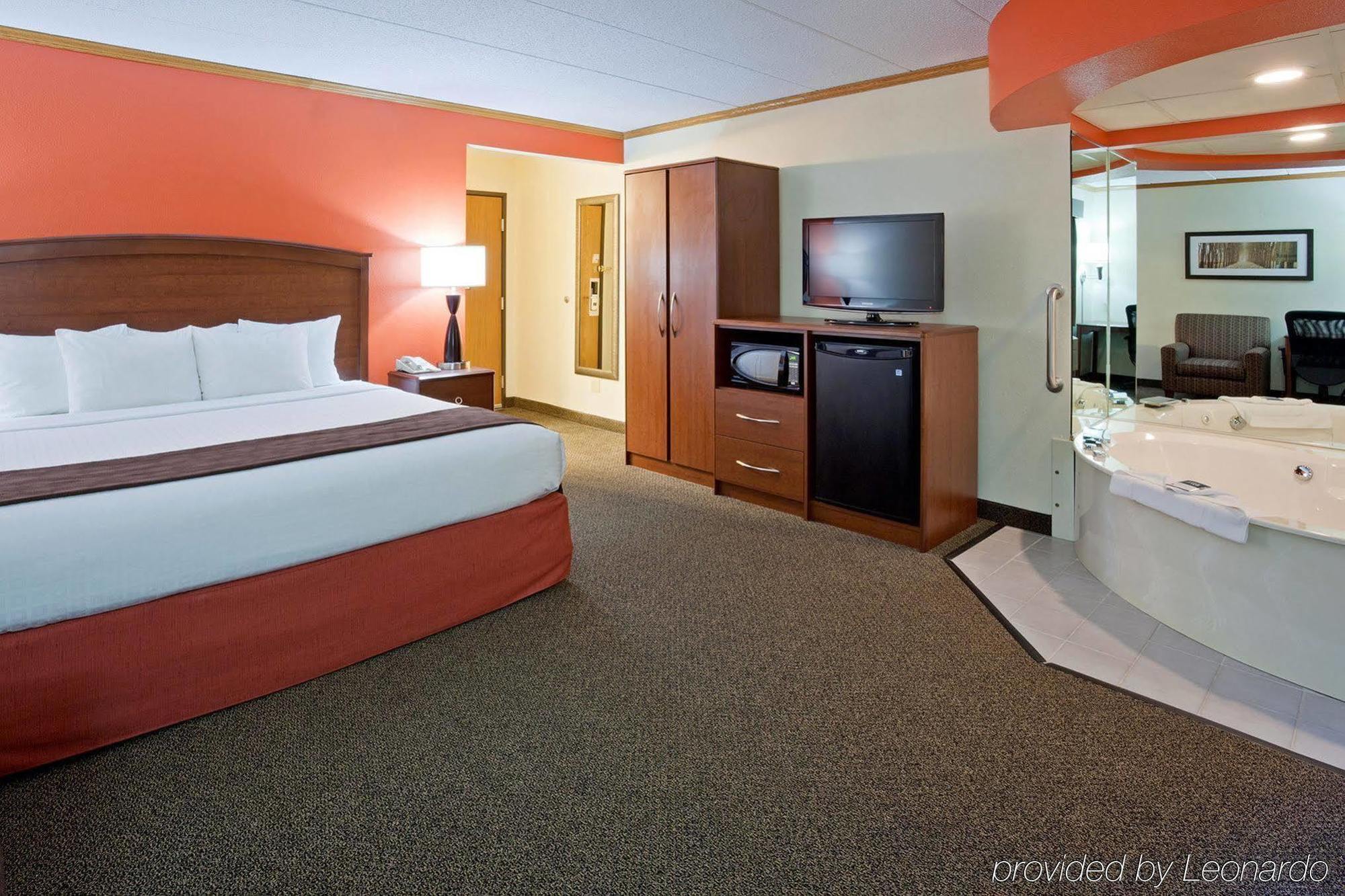 Americinn By Wyndham Virginia Екстериор снимка